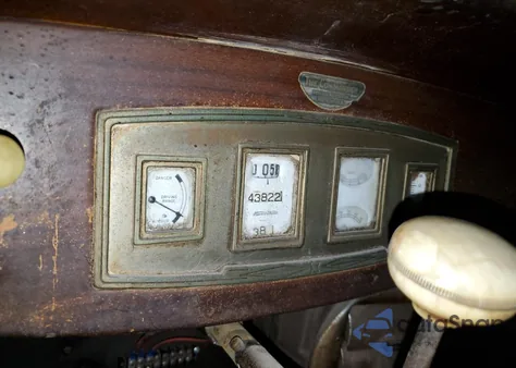 1928 Studebaker Commander from USA, damaged, VIN 4050343